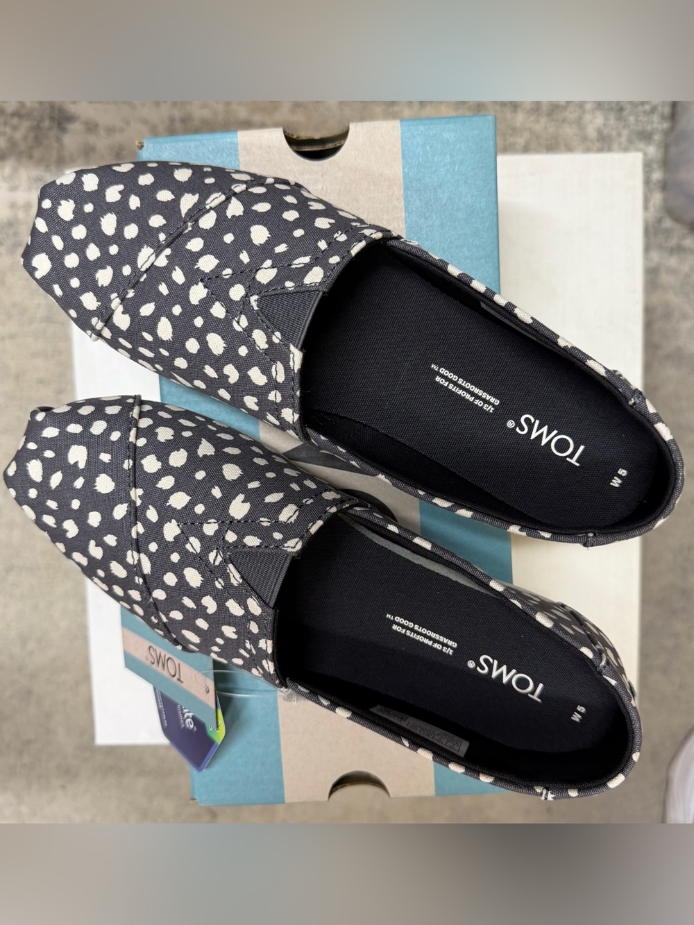 TOMS Women’s Spot Alpargata Slip-Ons, size 5, NWOT